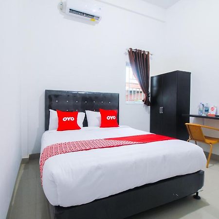 โอโย 1653 ฟาจาร์ เรสซิเดนซ์ Hotel เปกันบารู ภายนอก รูปภาพ