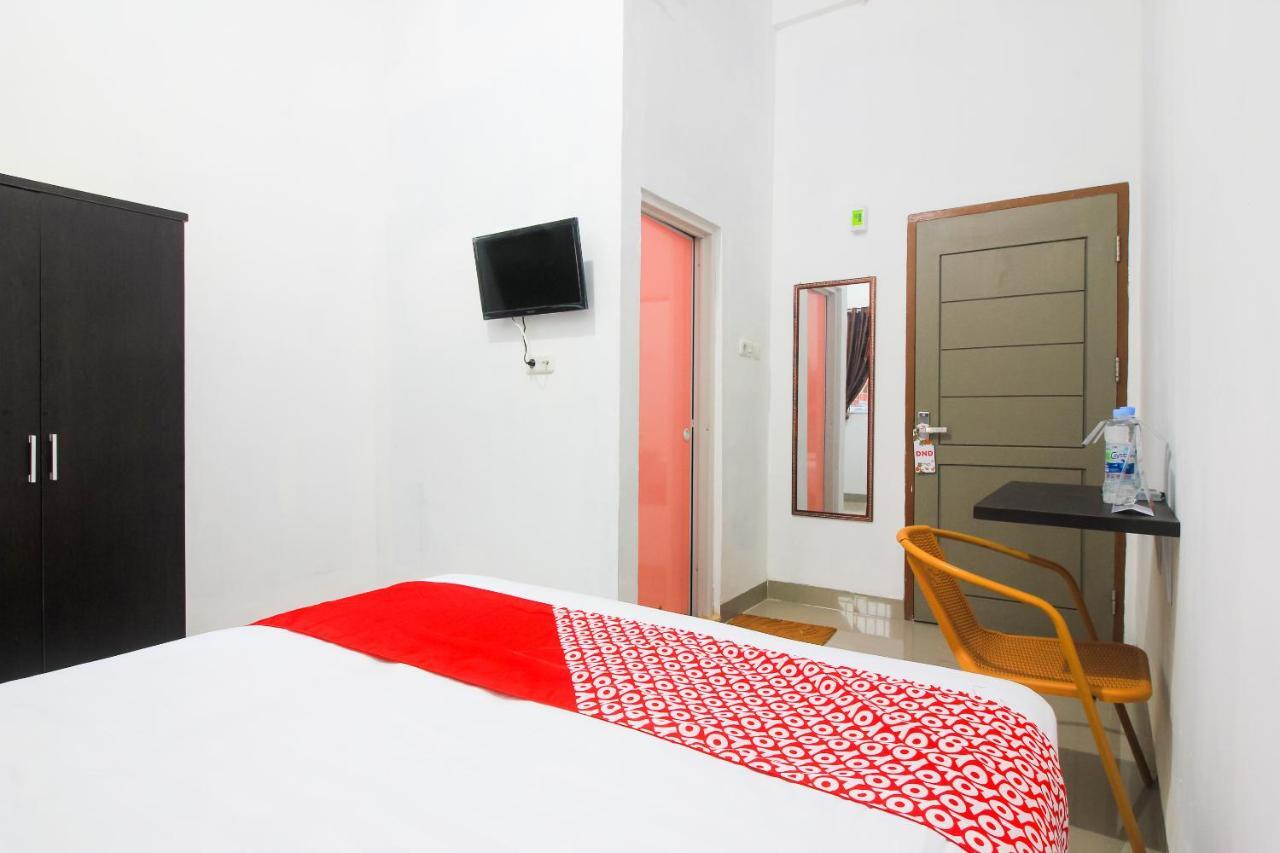 โอโย 1653 ฟาจาร์ เรสซิเดนซ์ Hotel เปกันบารู ภายนอก รูปภาพ